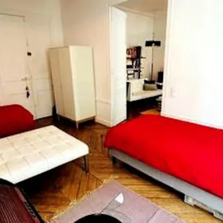 Apartment Bohemien And Arty Paris